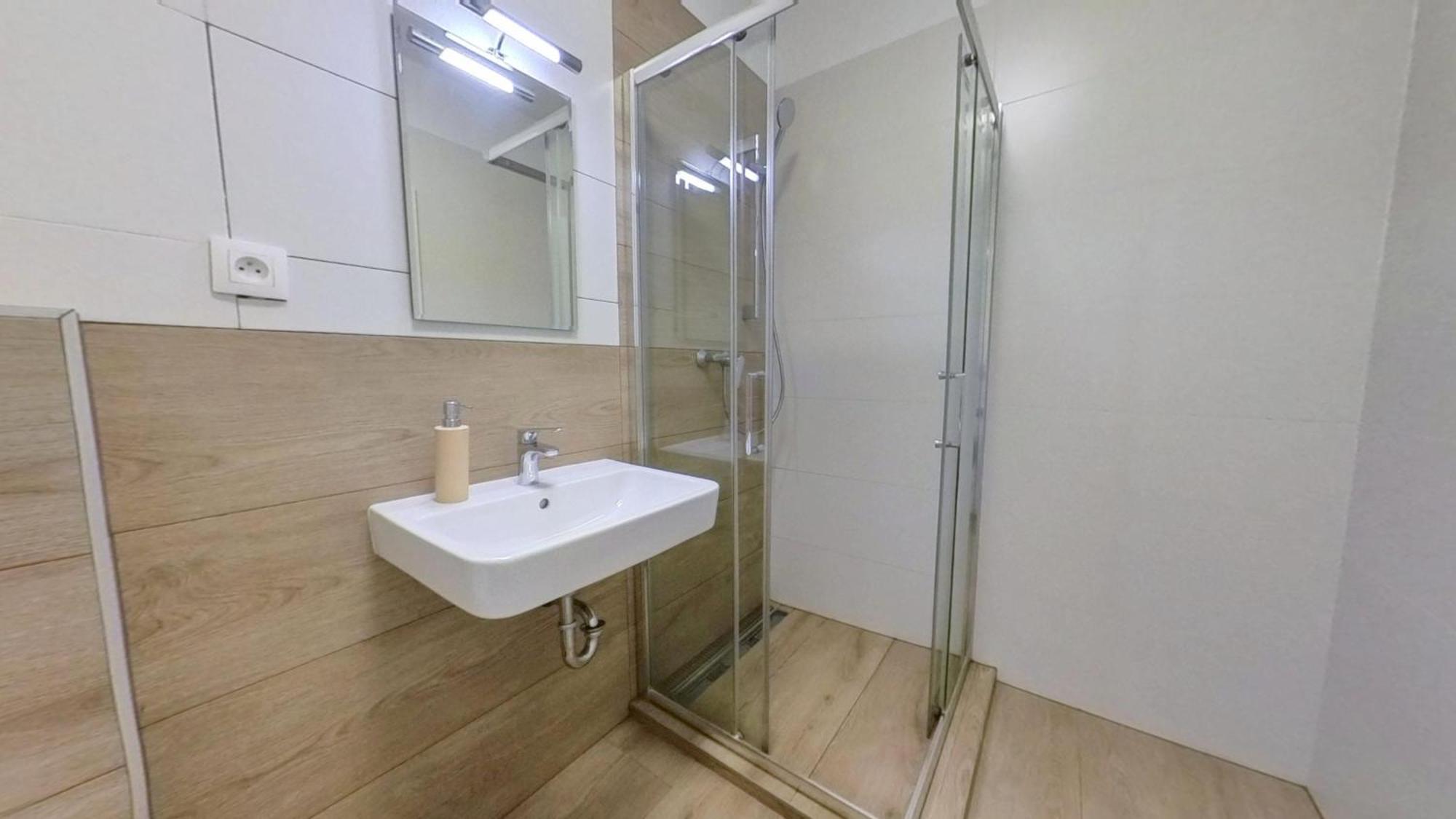 Air-Conditioned 2 Room Apartment, With Terrace, Rovinka, 302 Ngoại thất bức ảnh